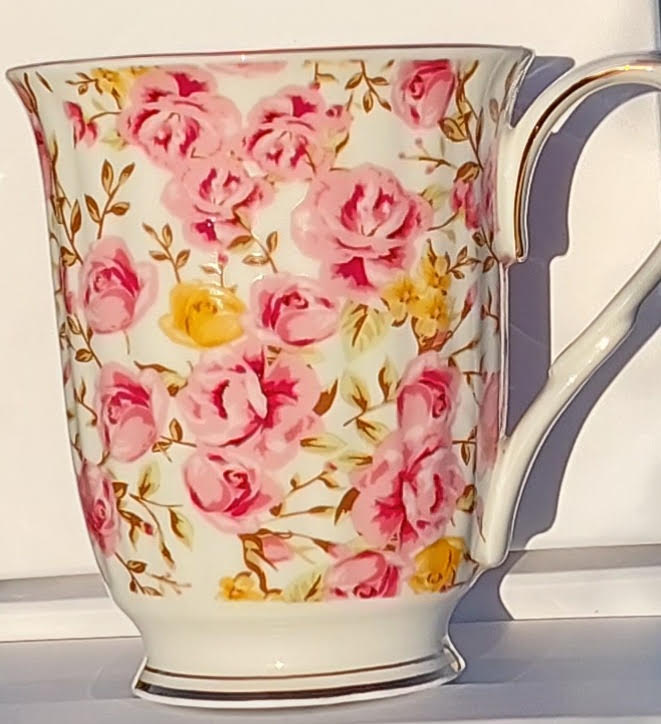 Candy Rose Bloom Chintz Beaker Candy Rose Bloom Chintz Beaker