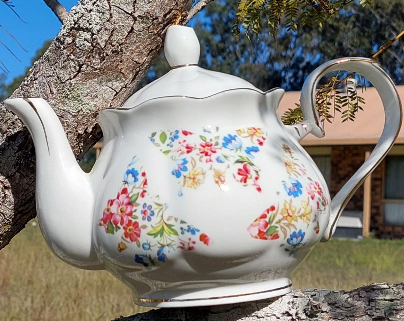 Florence Butterfly 4 Cup teapot (Custom) Florence Butterfly 4 Cup teapot (Custom)