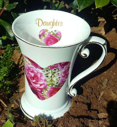 Daughter Tall Beaker Candy Bloom (Custom) Daughter Tall Beaker Candy Bloom (Custom)