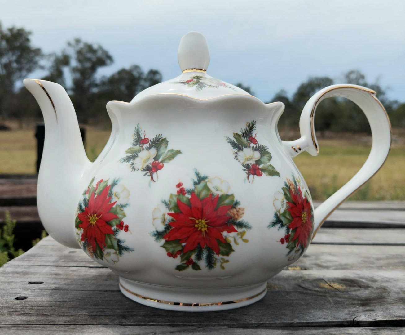 Red Joy Christmas Teapot (Custom) Red Joy Christmas Teapot (Custom)