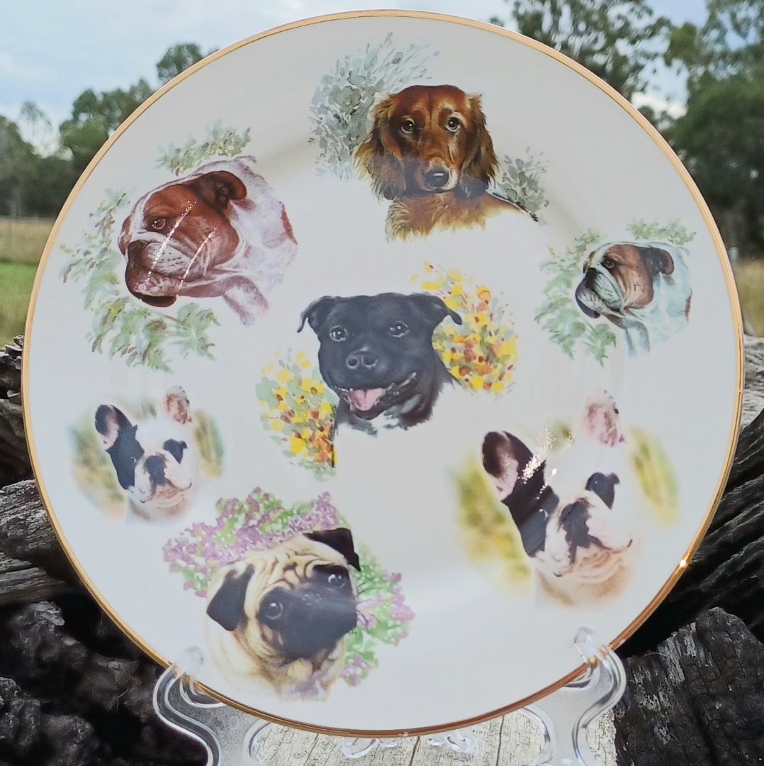 Dog love Display Custom Plate Dog love Display Custom Plate