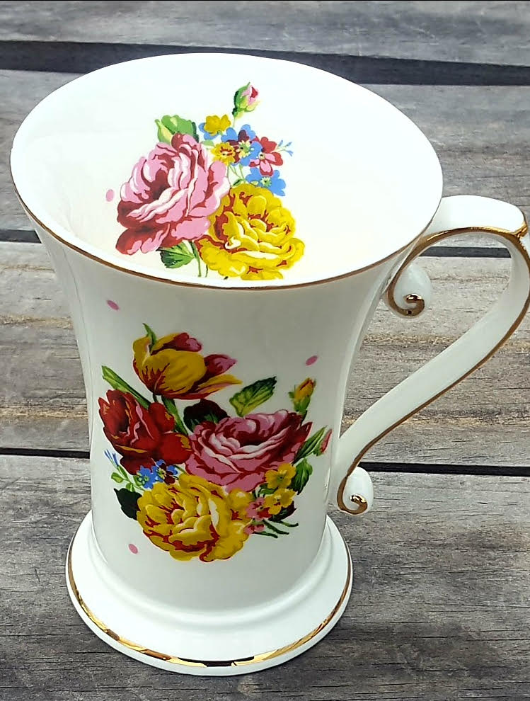 Gerogina Tall Beaker (Custom) Gerogina Tall Beaker (Custom)