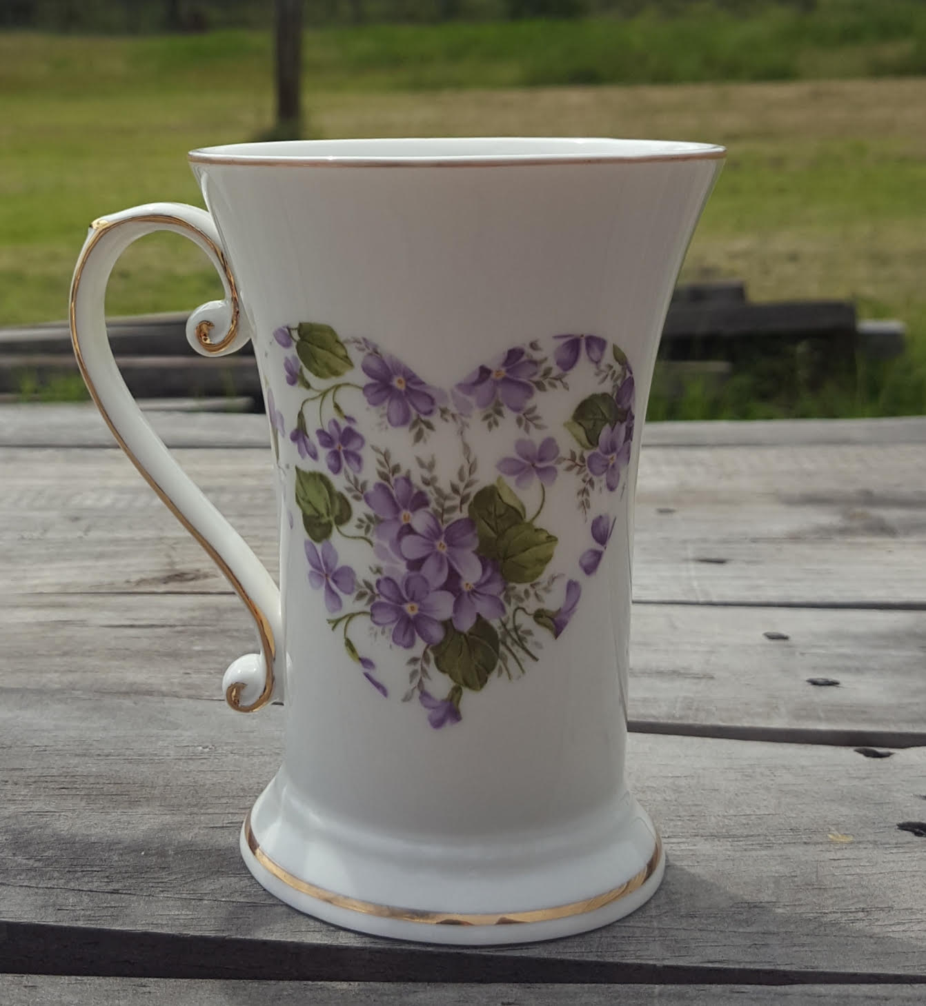 Violet Heart Tall Beaker (Custom) Violet Heart Tall Beaker (Custom)