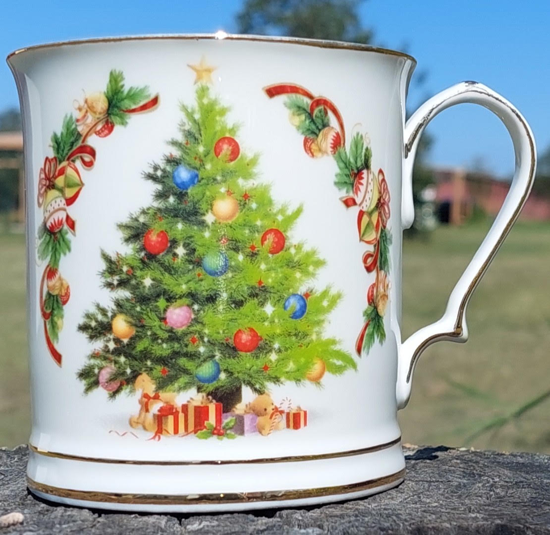 Chrstmas Tree with Decoration Bells Tankard (Custom) Chrstmas Tree with Decoration Bells Tankard (Custom)
